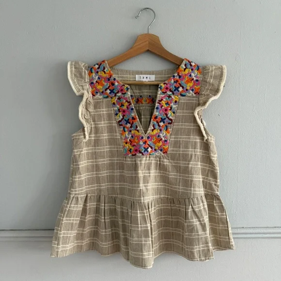 THML > Ruffle Top - Picture 3 of 5